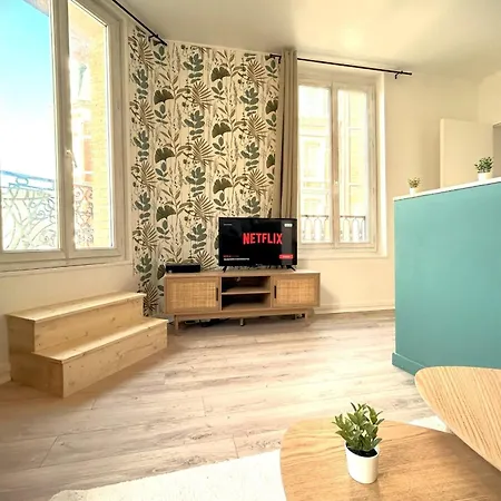 La Canopee-proche Centre Et Gare Avec Balcon Apartament